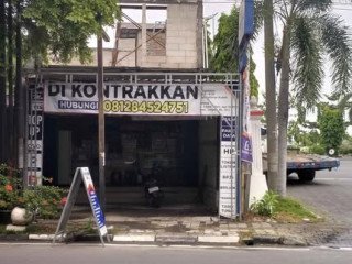 Dikontrakan ruko 2 lantai di jalan veteran Bojonegoro samping pom bensin