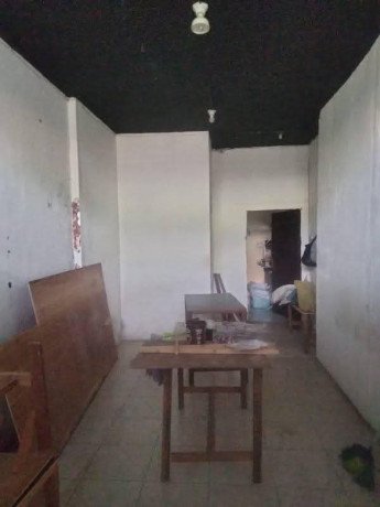 disewakan-toko-bekas-salon-lokasi-strategis-di-surabaya-barat-big-1