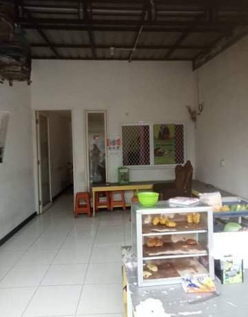dijual-rumah-usaha-lokasi-strategis-di-jalan-raya-kendung-surabaya-big-0