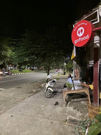 disewakan-tempat-usaha-pojokan-lokasi-strategis-di-surabaya-big-3