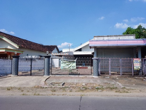 dijual-tanah-dan-bangunan-strategis-depan-smpn-1-kalitidu-big-1