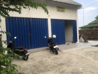 Di sewakan toko Luas Murah dan Strategis Mberon Rengel