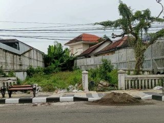 LOKASI STRATEGIS PELUANG USAHA