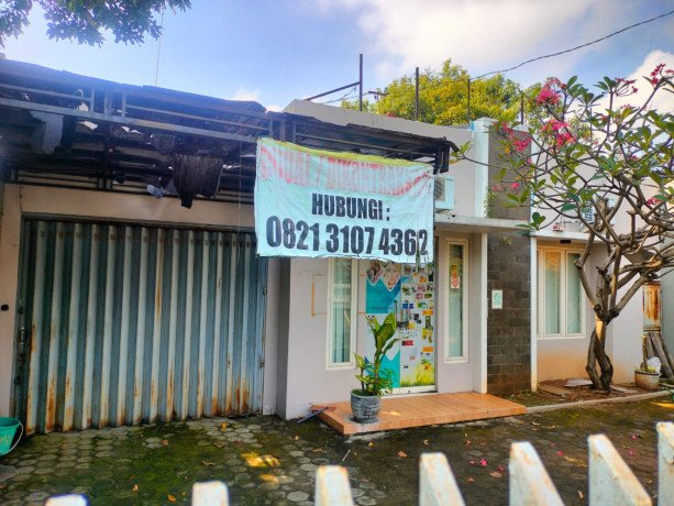 dijual-disewakan-kantorrumah-di-pusat-kota-tuban-di-pinggir-jalan-nasional-big-1